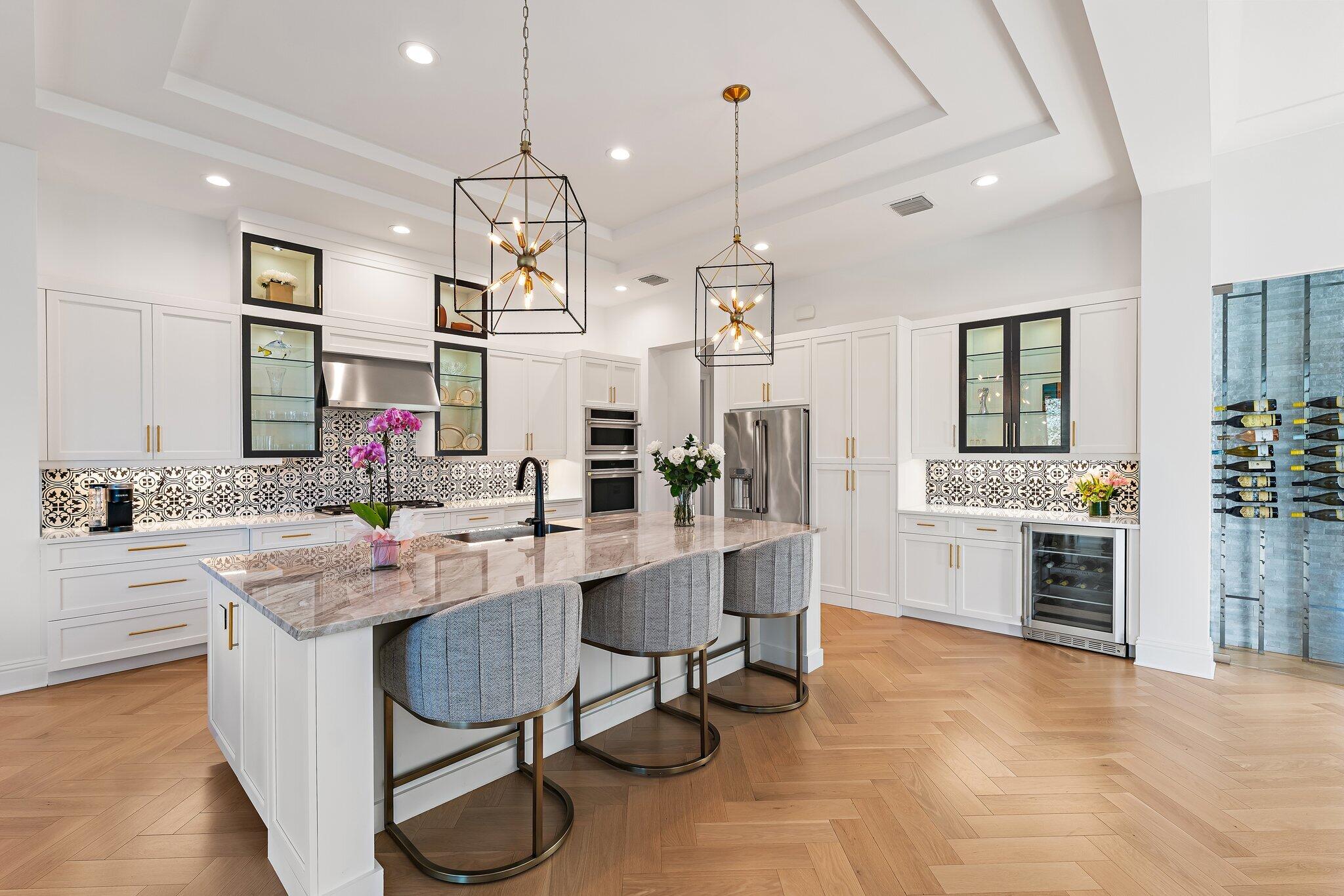 INDIAN HILLS - Residential