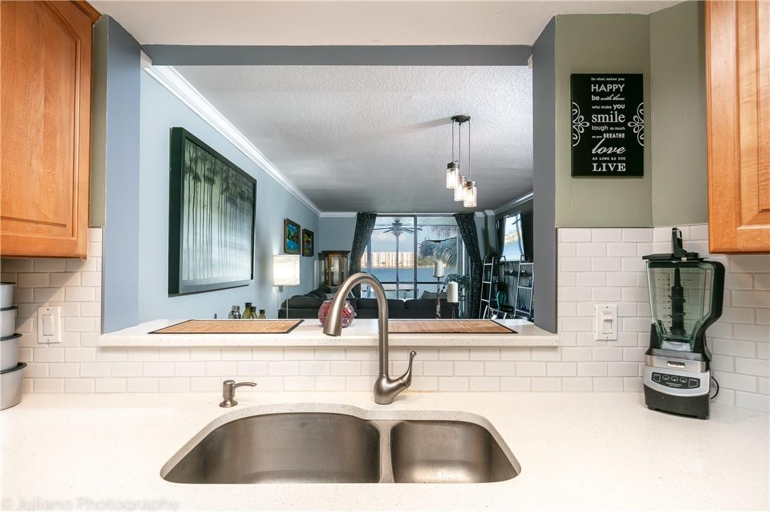 Lake Emerald - Residential