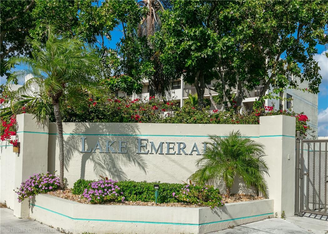 Lake Emerald - Residential