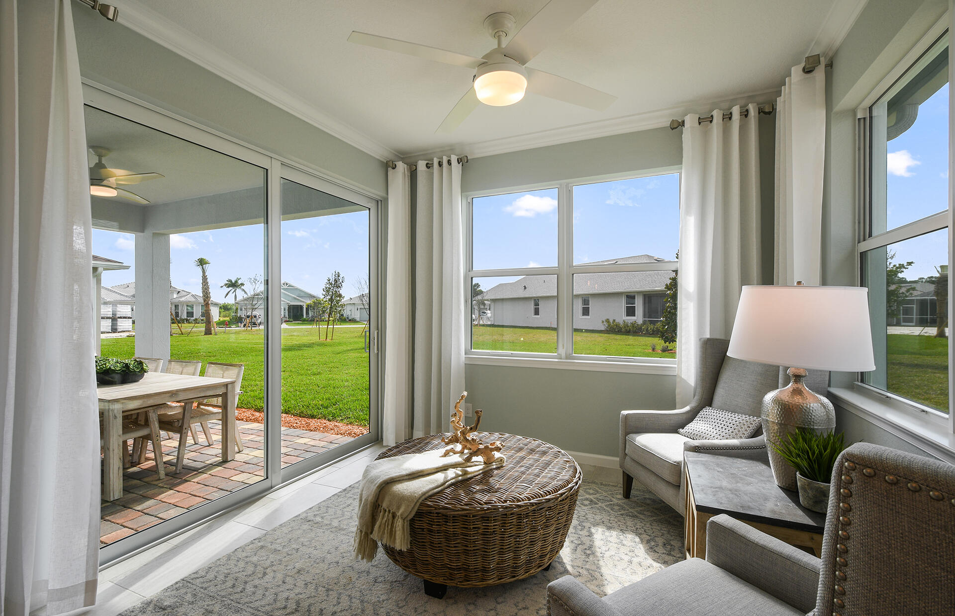 DEL WEBB TRADITION - Residential