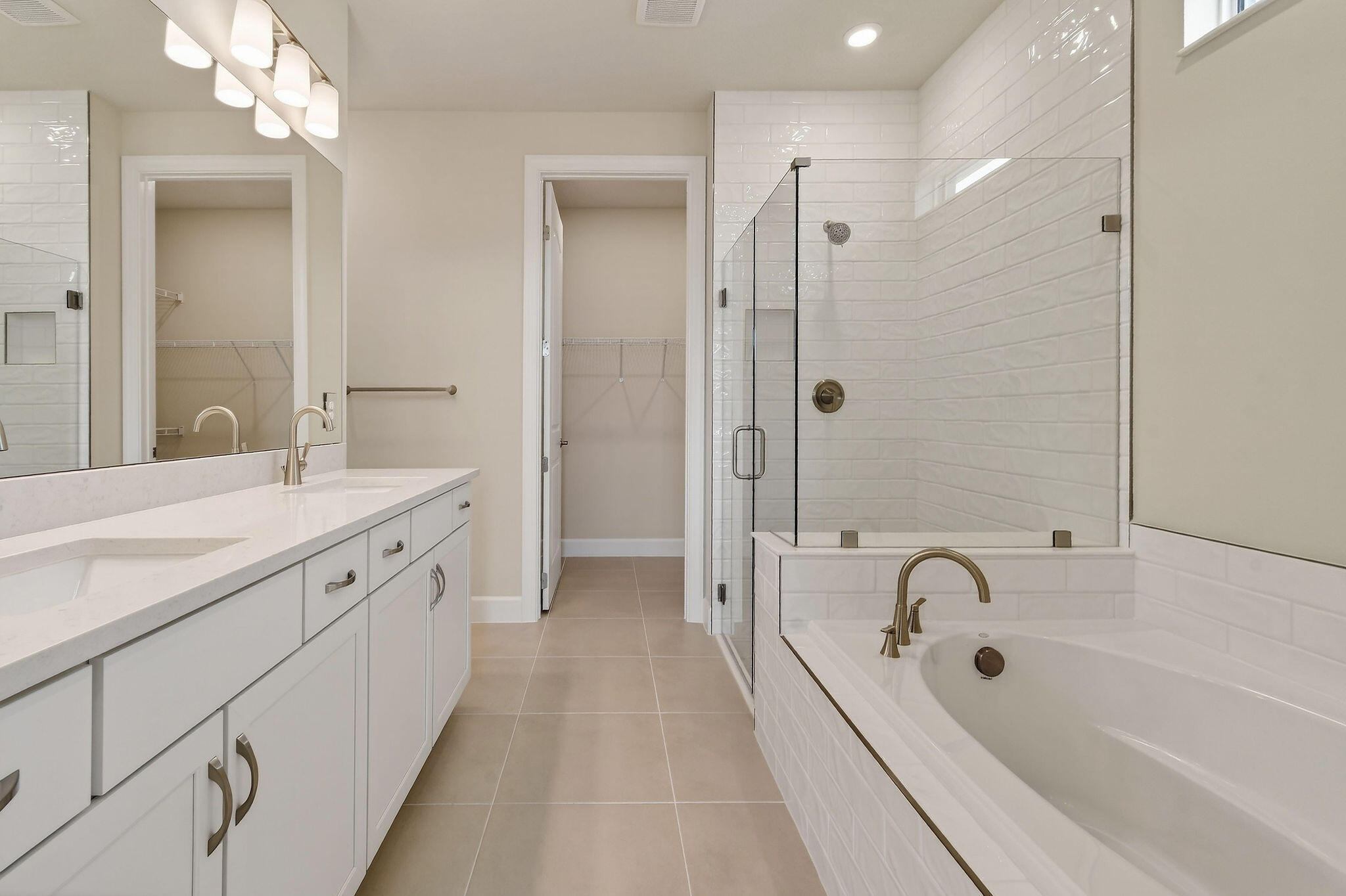 DEL WEBB TRADITION - Residential