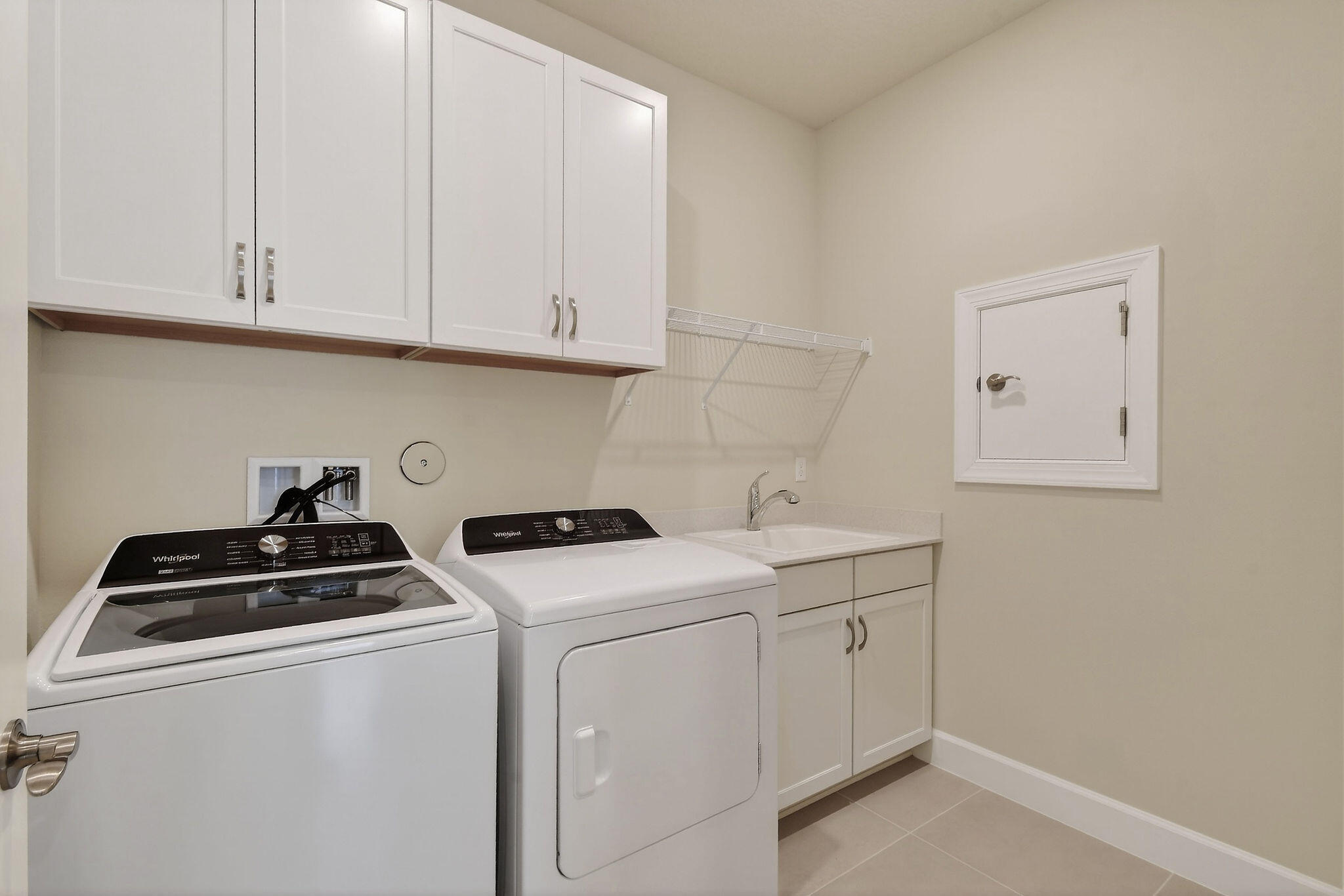 DEL WEBB TRADITION - Residential