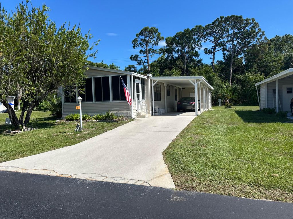 Photo of 235 Travis Cay Place #B-16, Fort Pierce, FL 34982 (MLS # B26040172)