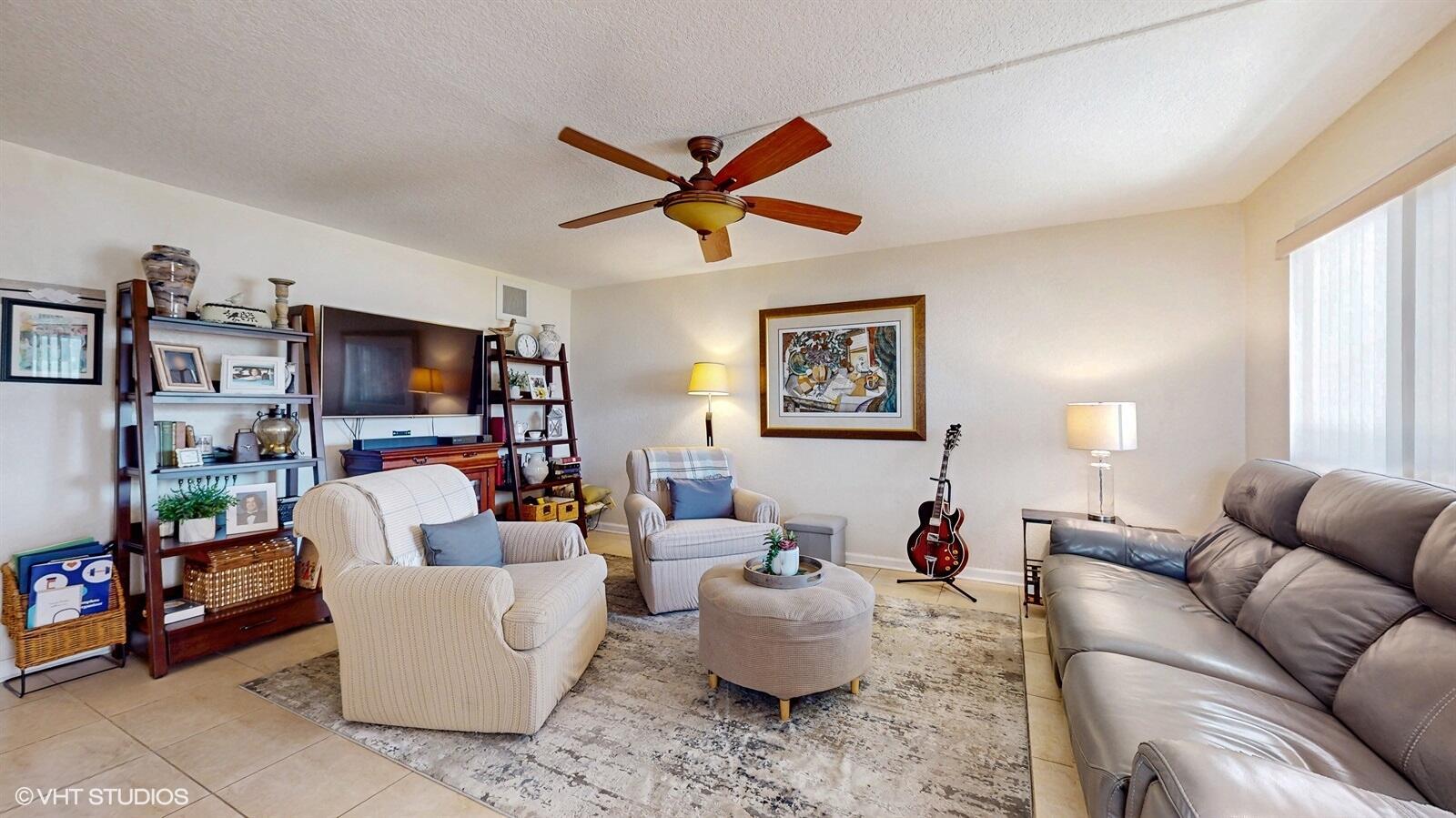 724 Monaco P