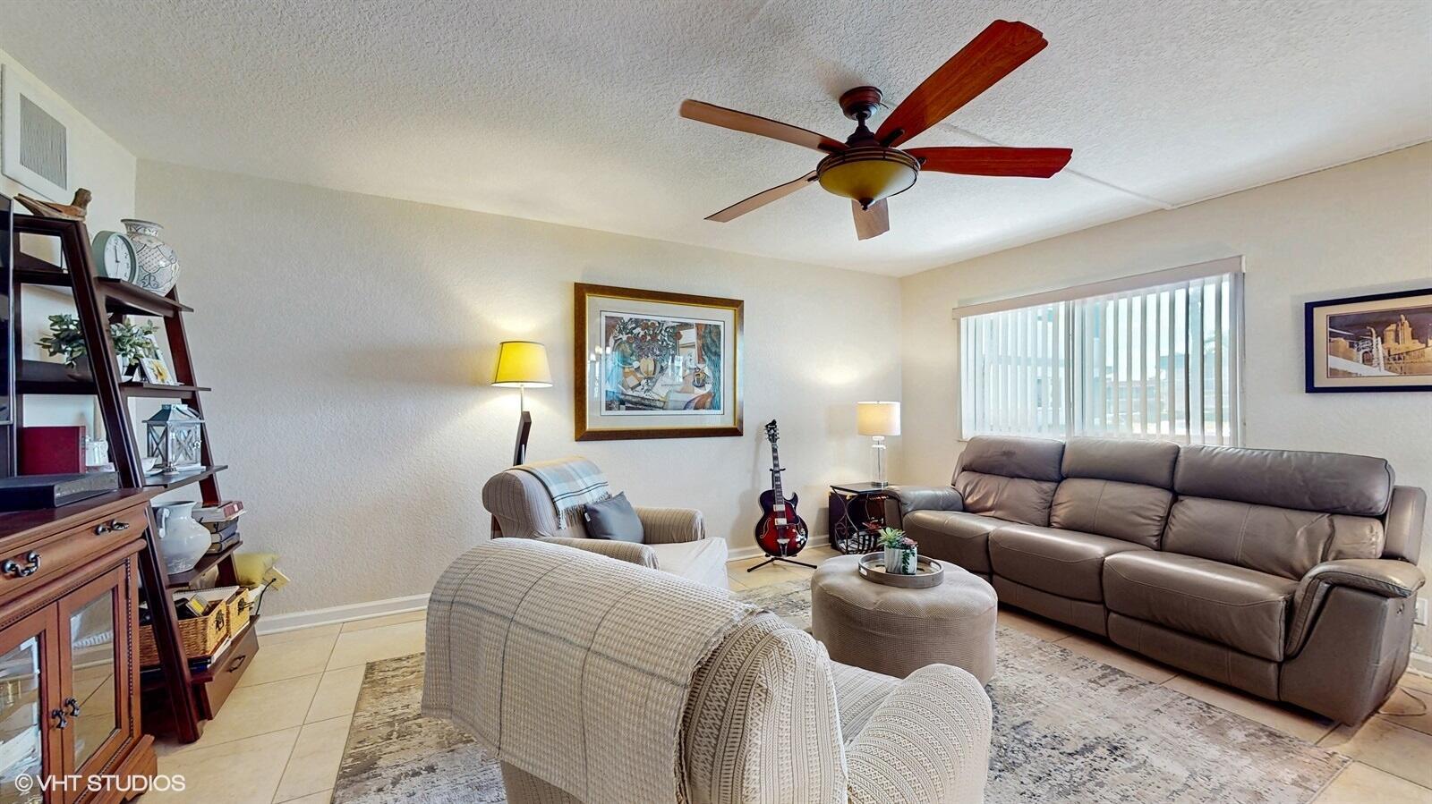 724 Monaco P