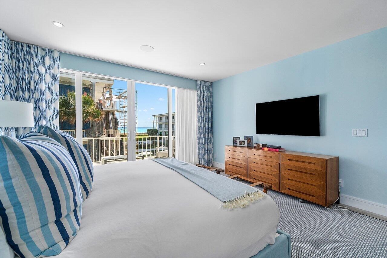 REEF CONDO - Residential