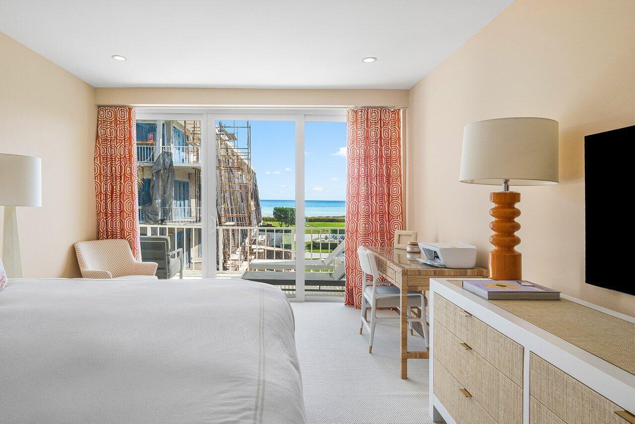 REEF CONDO - Residential