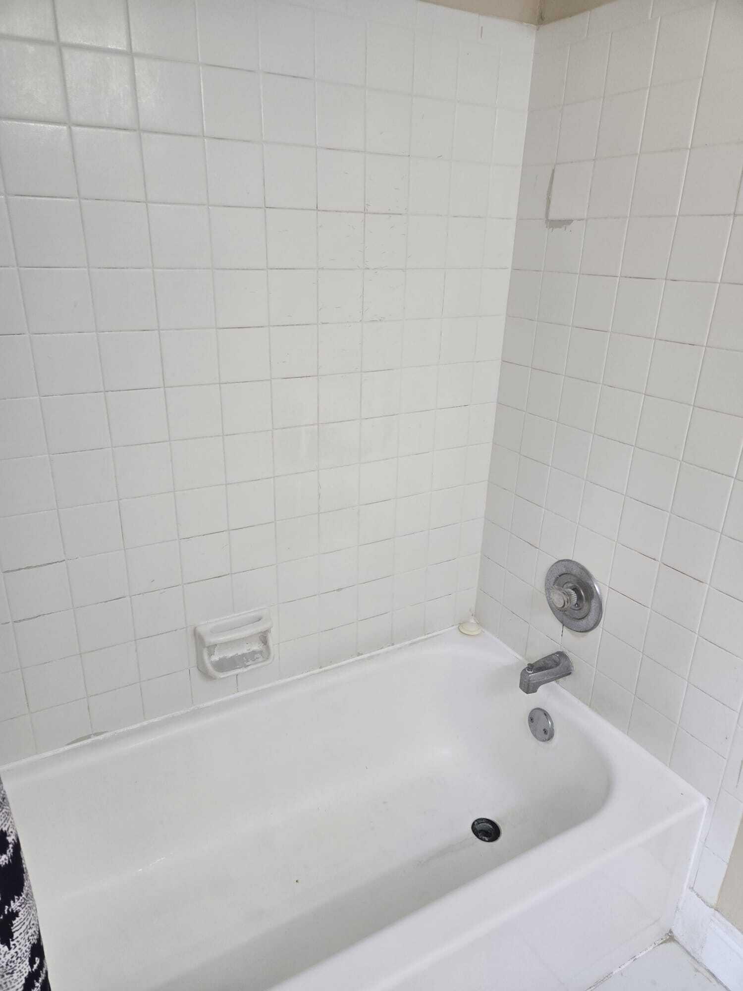 SUN VISTA GARDENS CONDO - Residential Lease