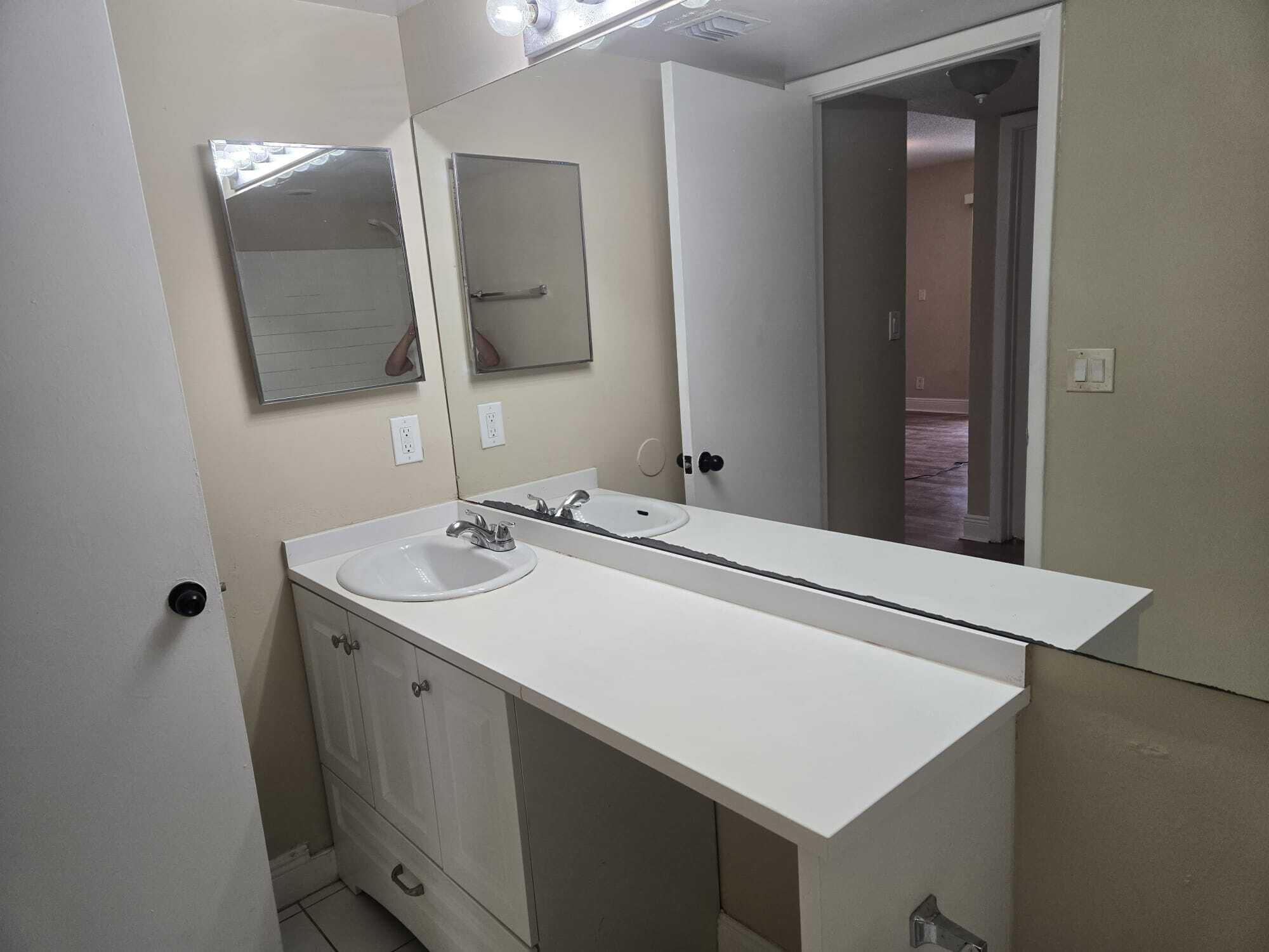 SUN VISTA GARDENS CONDO - Residential Lease