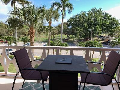 EXCELLENT LOCATION ACROSS FROM THE INTRACOASTAL AND PARK. WALK TO THE BEACH, DOWNTOWN, FISHING PIER, OR JUST RELAX BY THE NEWLY RENOVATED POOL!