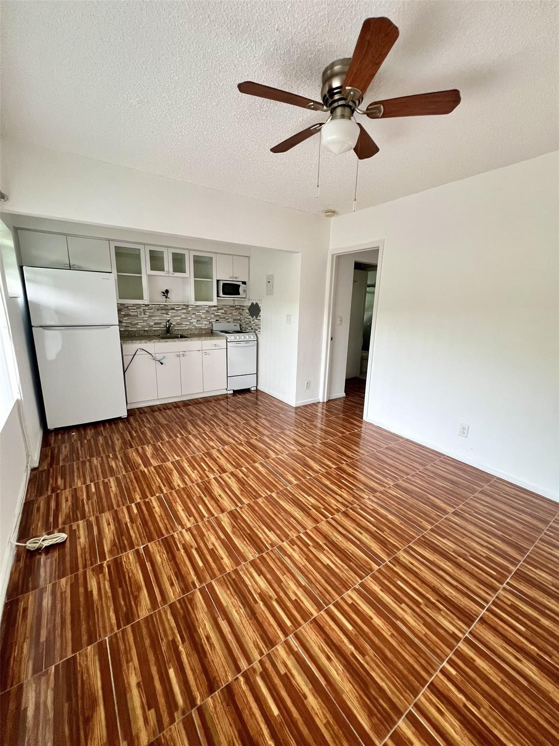 Experience a coastal lifestyle in Lauderdale Beach, just moments from the ocean. This charming 1-bedroom, 1-bath residence offers a bright, open layout and relax in the courtyard. Enjoy the convenience of Vista Park nearby and a brand-new Publix opening right across the street this January. Don’t miss your chance to live steps from the sand.