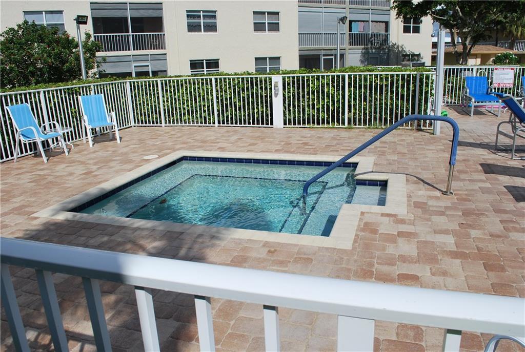 SANDALFOOT SOUTH - Residential
