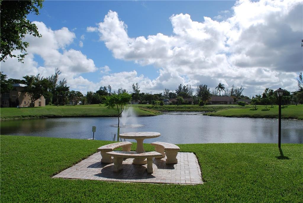 SANDALFOOT SOUTH - Residential