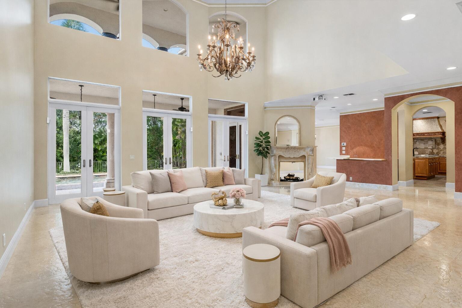 4255 Gleneagles Drive