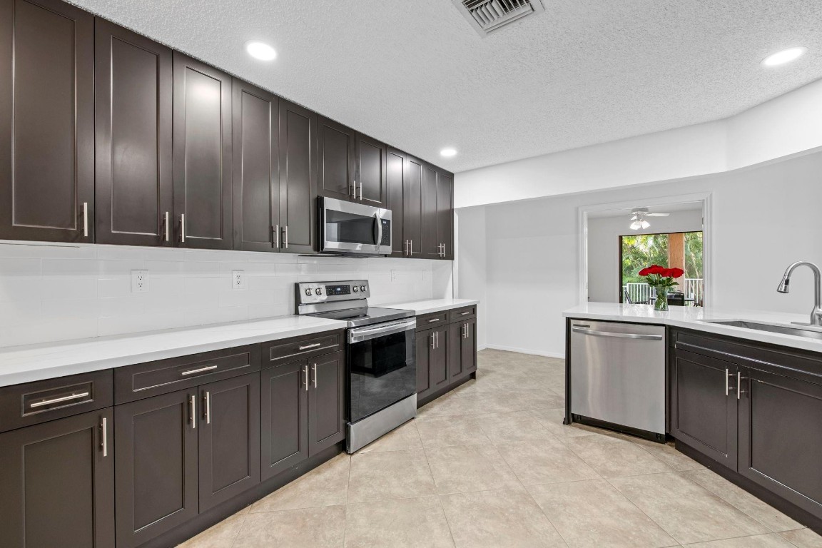 Fairway Cove 80-40 B - Residential