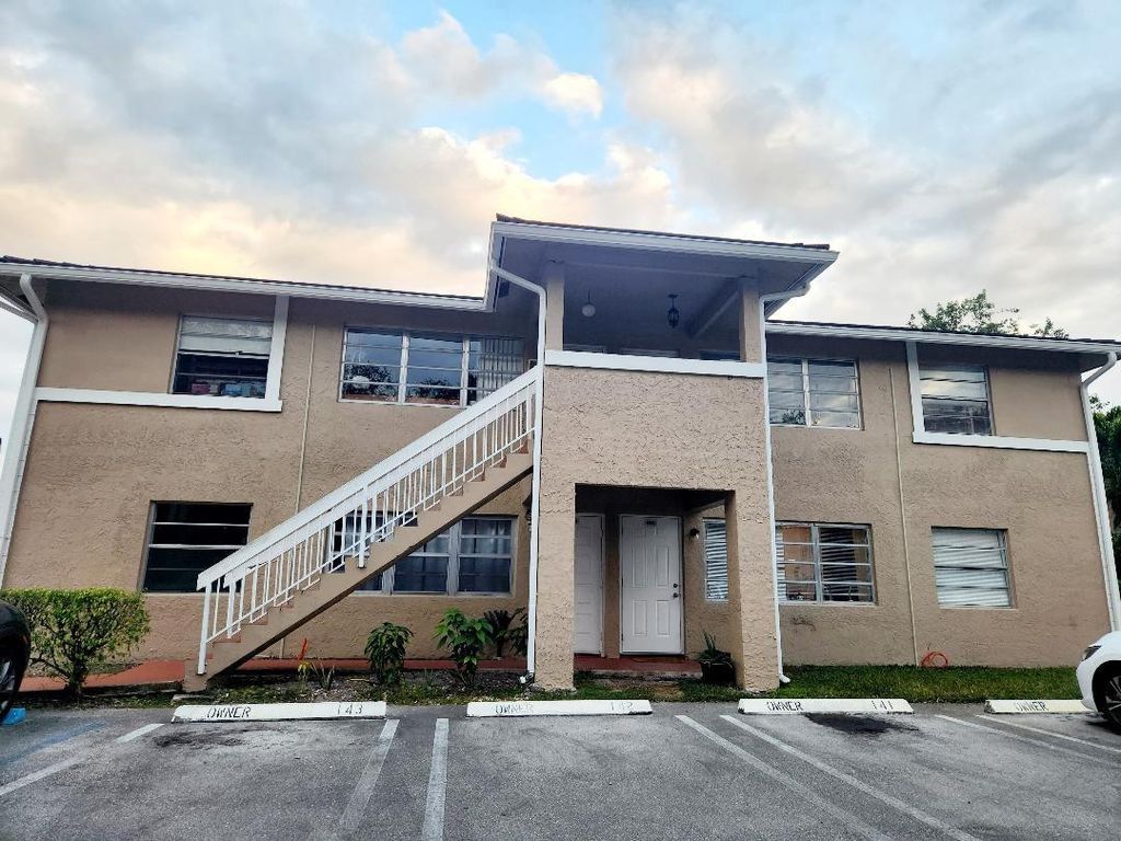 Photo of 10234 Twin Lakes Drive #16-d, Coral Springs, FL 33071 (MLS # B26025228)