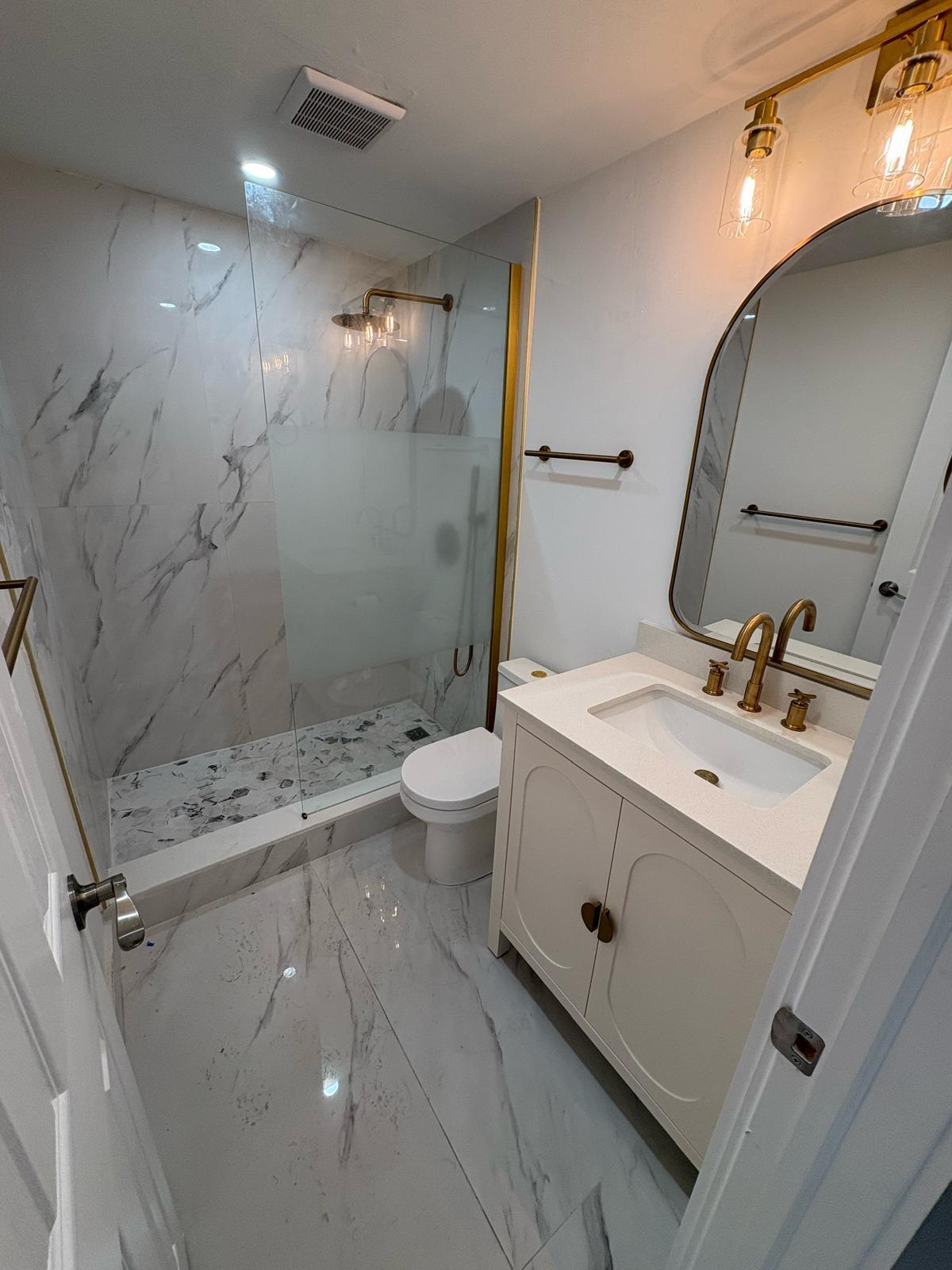 BUCKINGHAM CONDO - Residential Lease