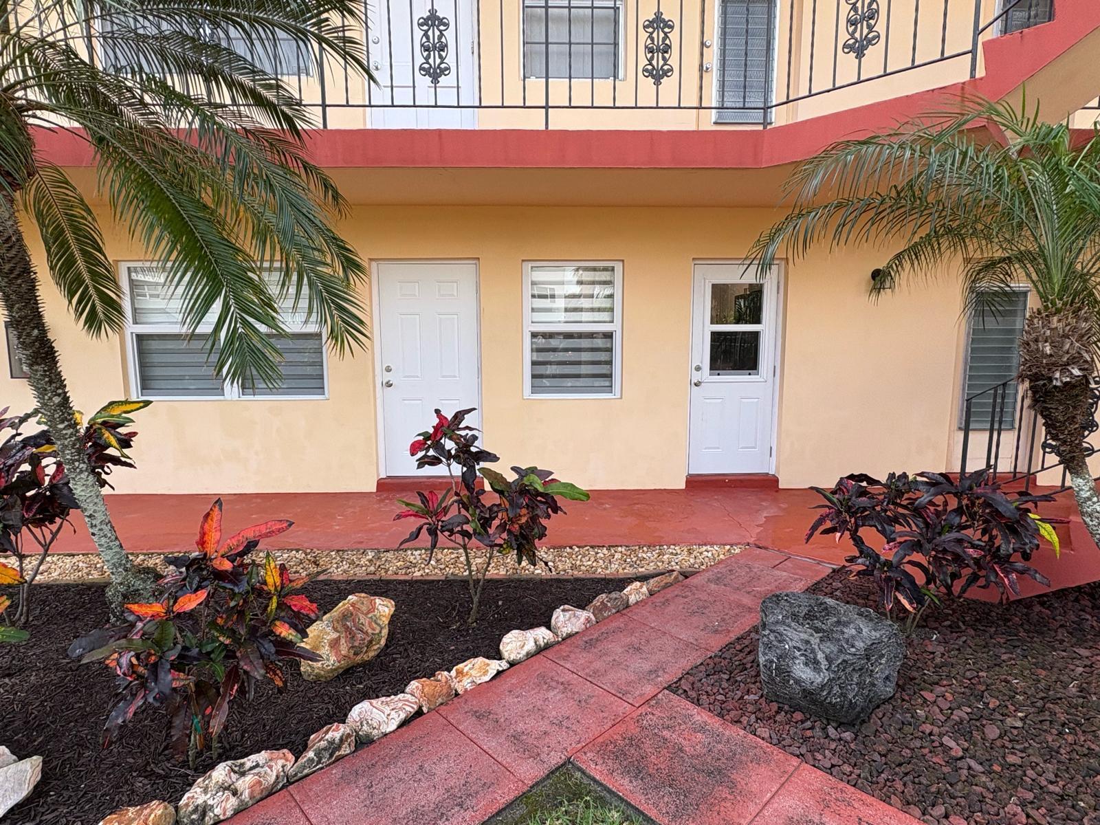 BUCKINGHAM CONDO - Residential Lease