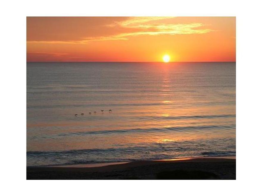 Ground floor 2 bedroom condo just 10 steps away from the pool entrance and less than 1/2 a mile to the beach in Lauderdale By The Sea. Tastefully renovated recently.