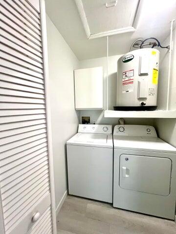 LANTANA POINT - Residential Lease