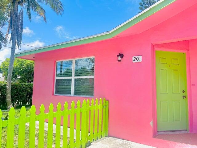 LANTANA POINT - Residential Lease