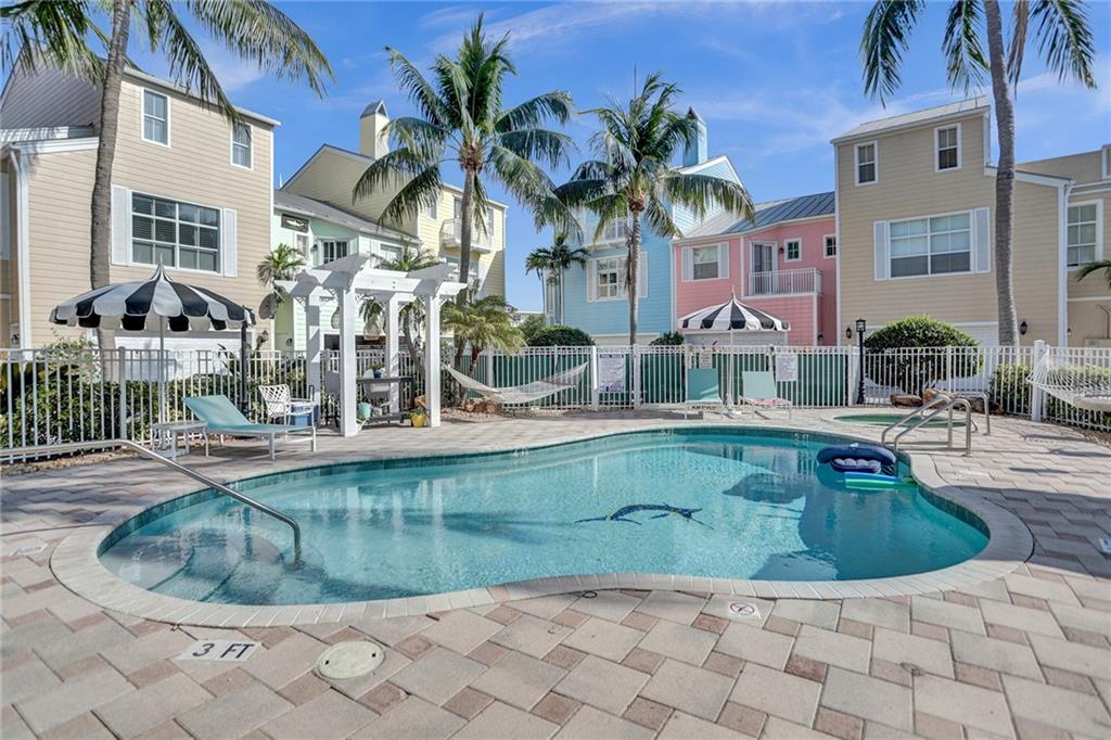LIGHTHOUSE POINT - Residential