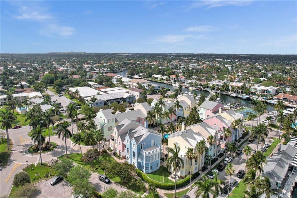 LIGHTHOUSE POINT - Residential