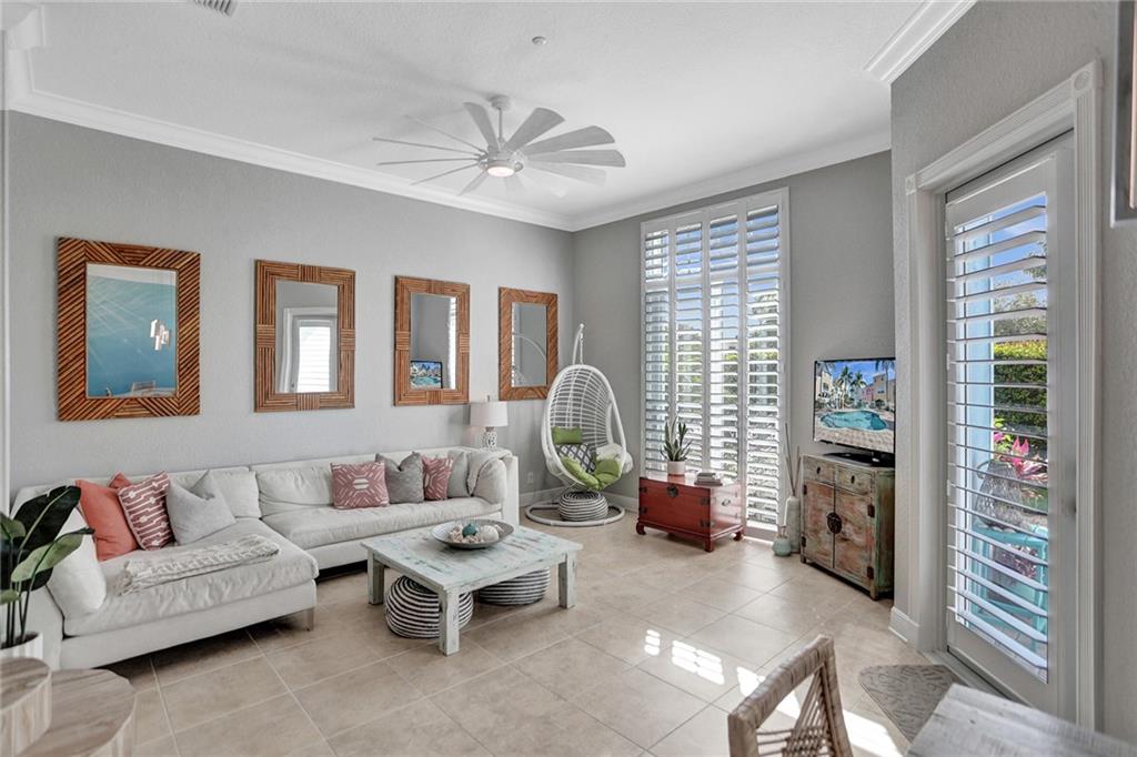 LIGHTHOUSE POINT - Residential