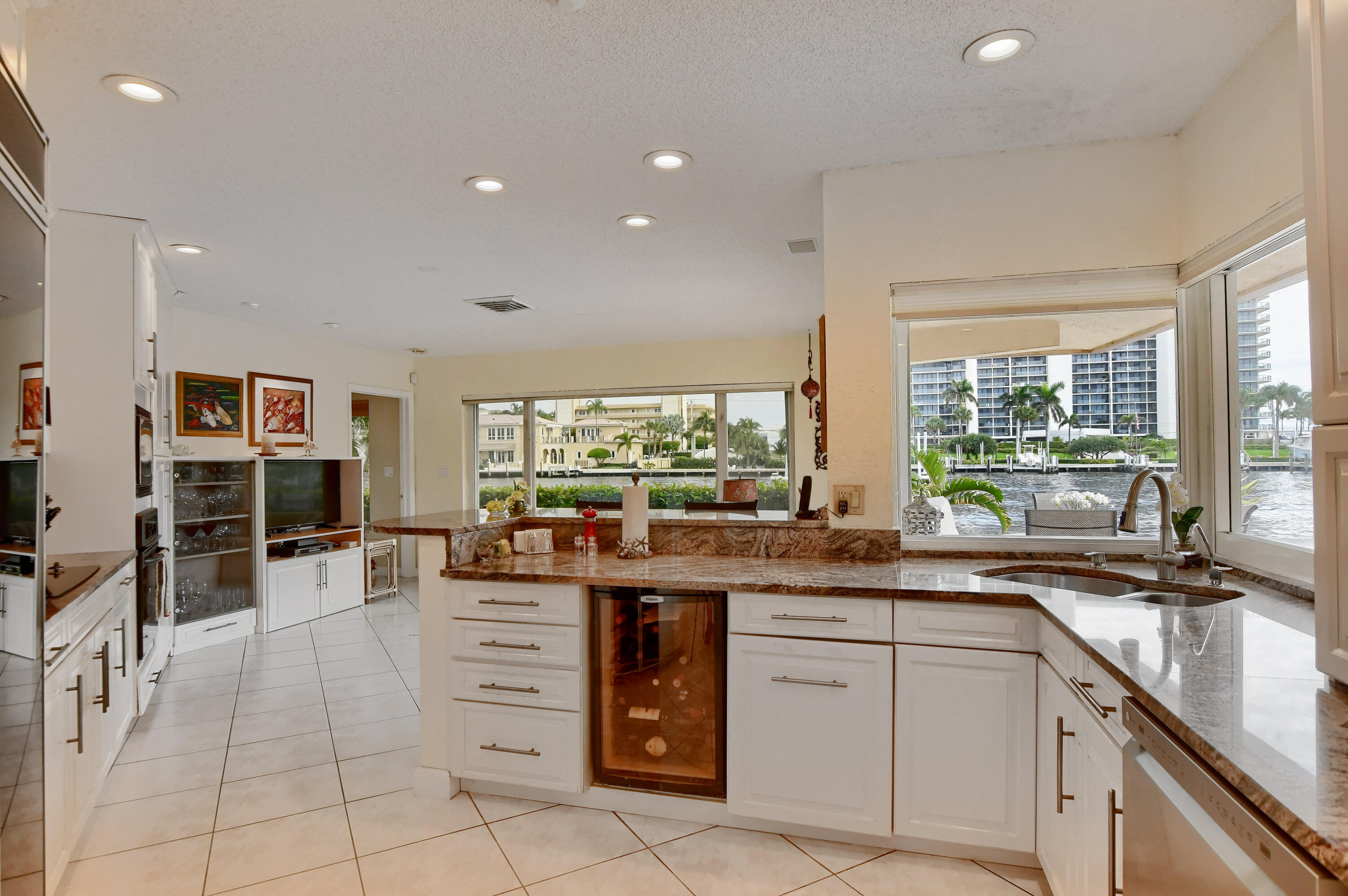 TROPIC ISLE 4TH SEC - Residential