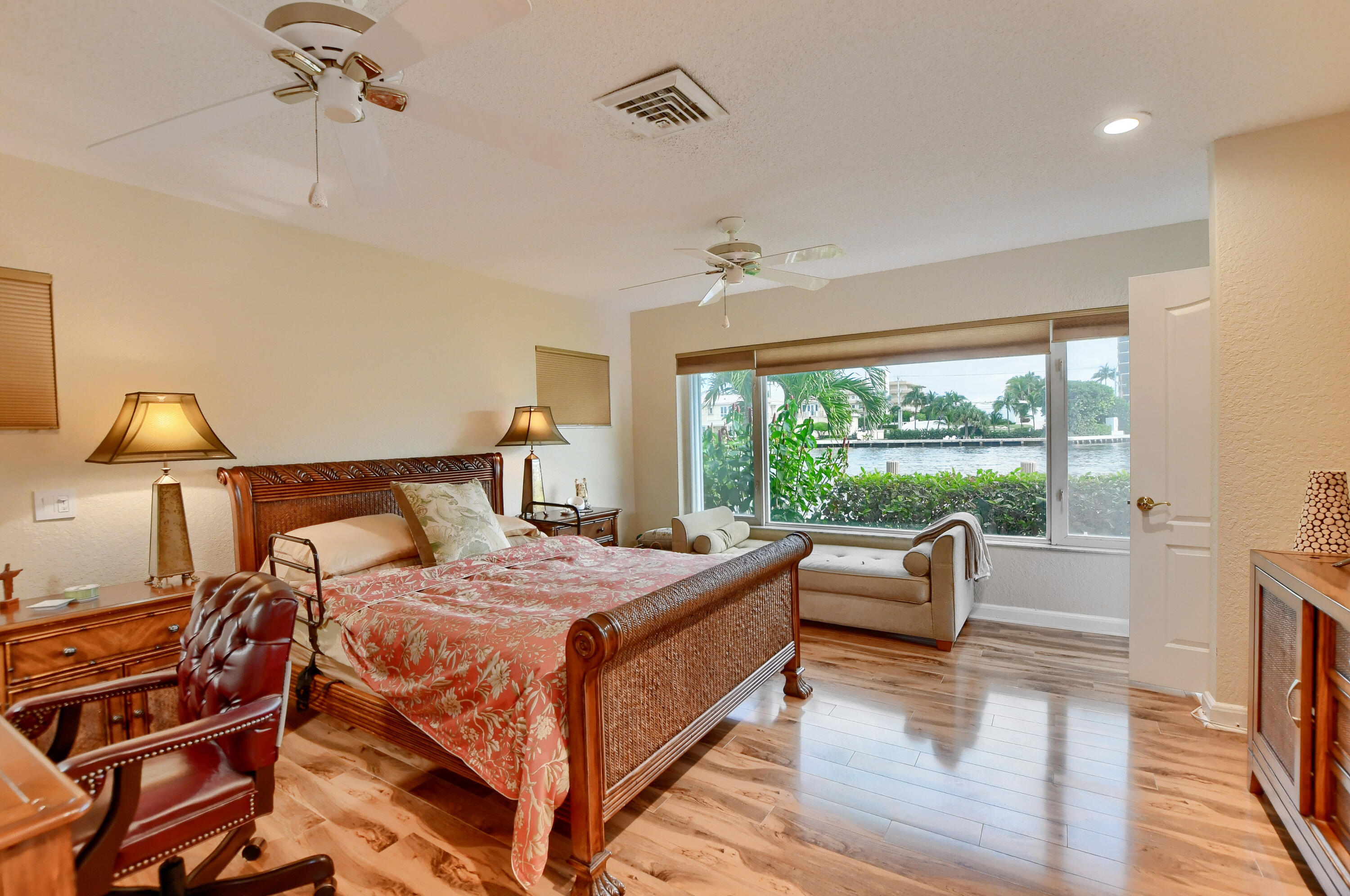 TROPIC ISLE 4TH SEC - Residential