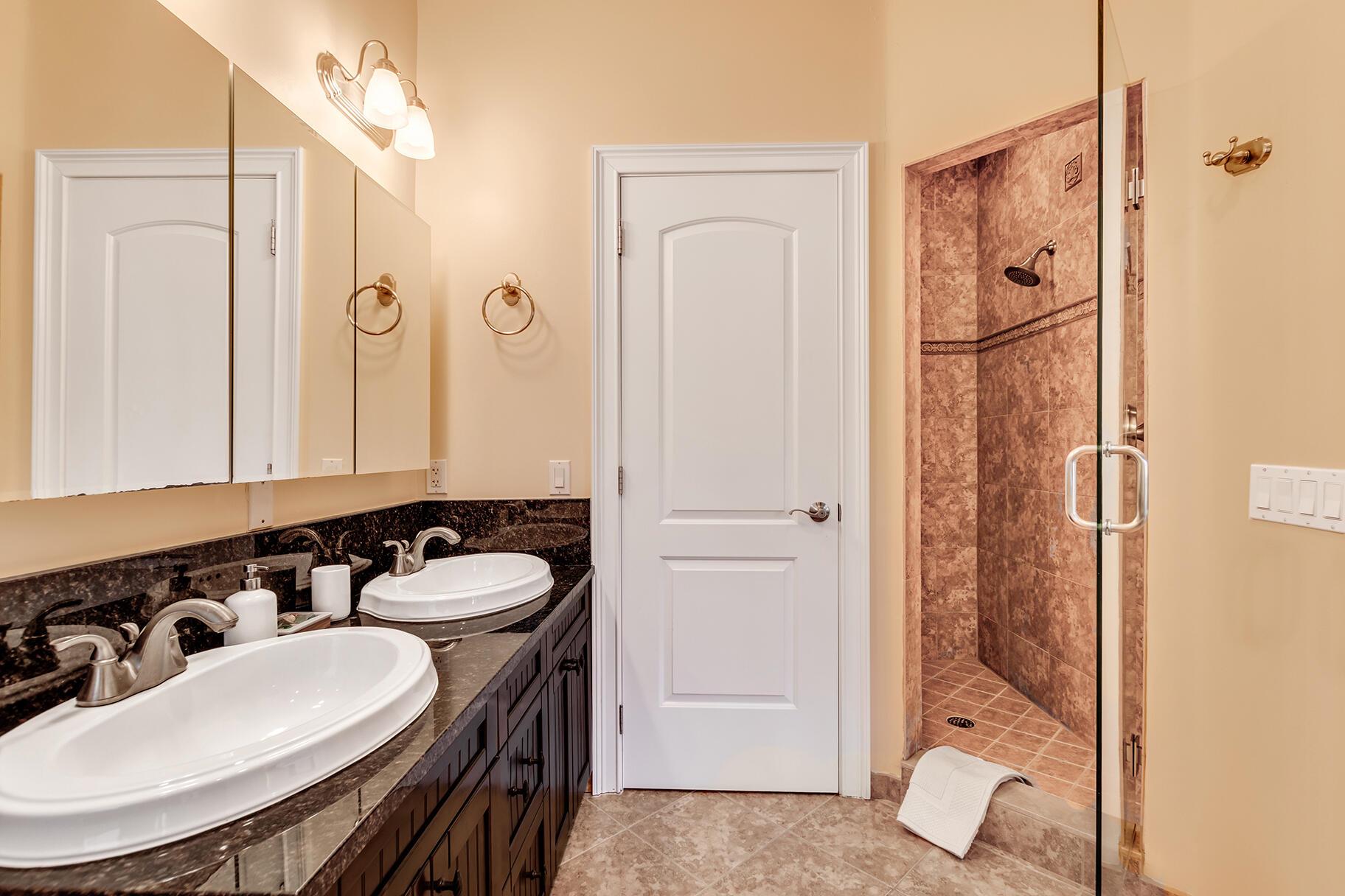 KINGDOM VILLAS - Residential