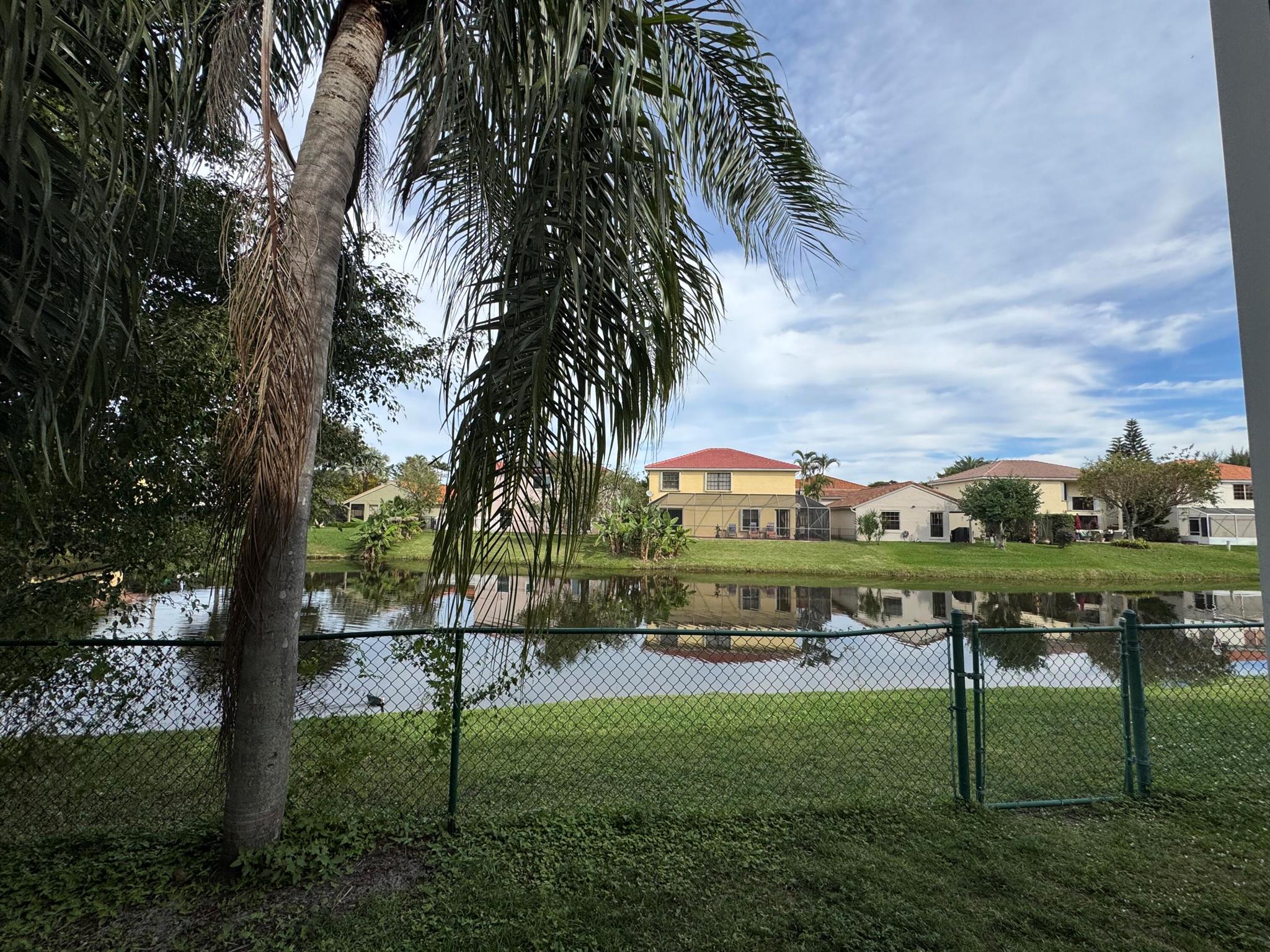 WELLINGTON TRACE - Residential Lease