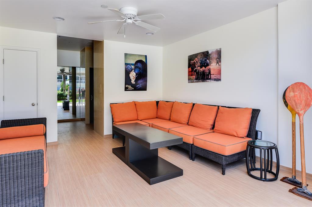 Sloans Curve Condo - Residential