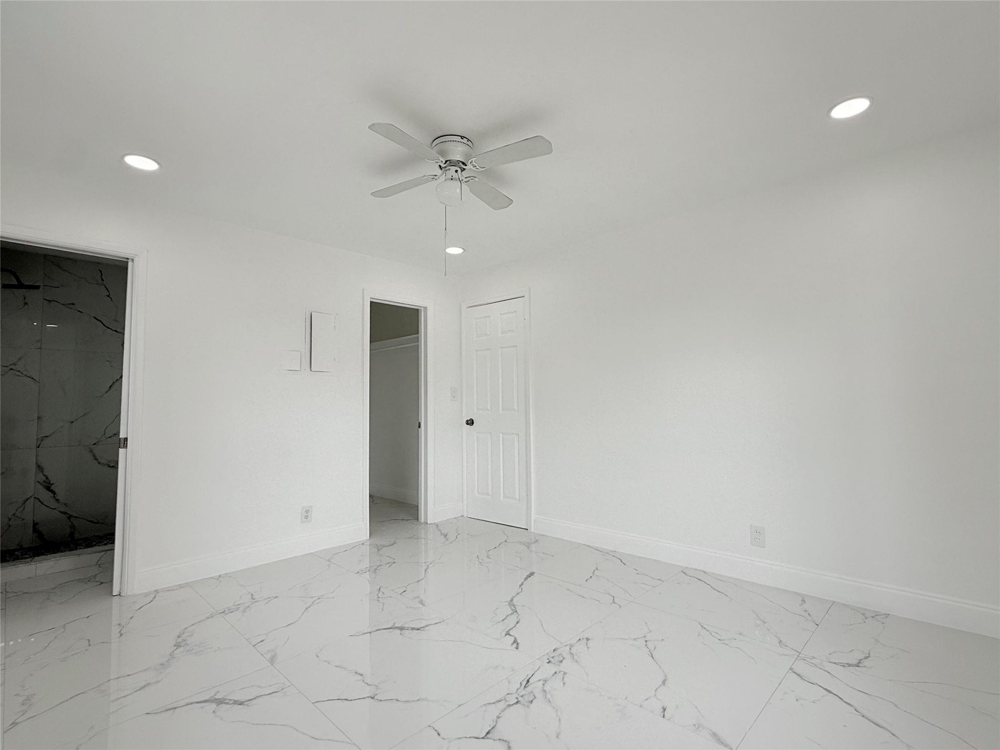 Hollywood South Side Add - Residential Lease