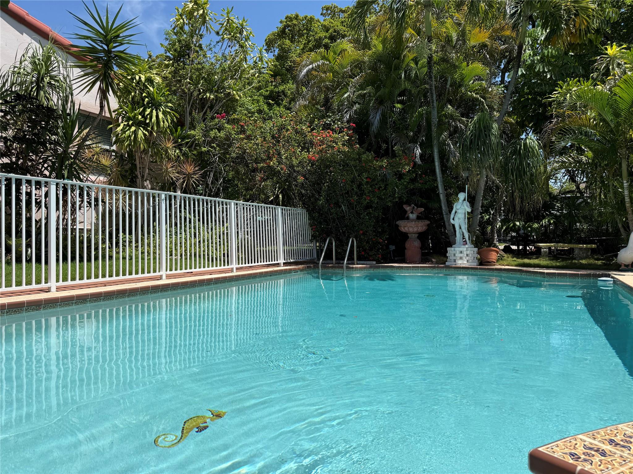 Hollywood South Side Add - Residential Lease