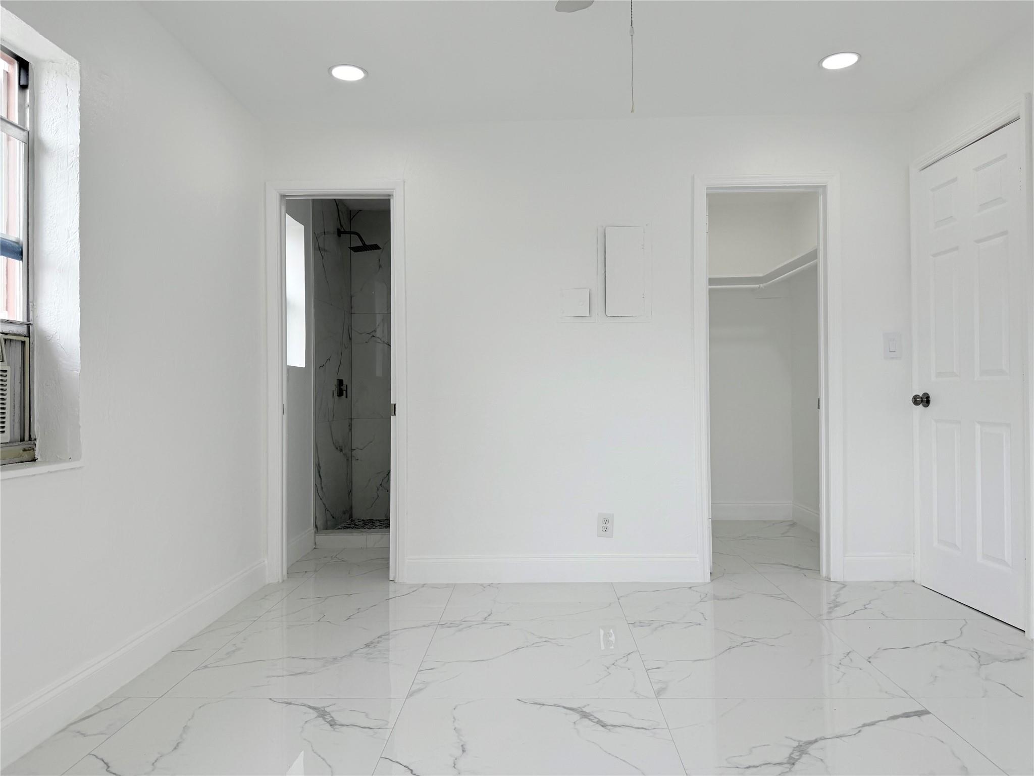 Hollywood South Side Add - Residential Lease