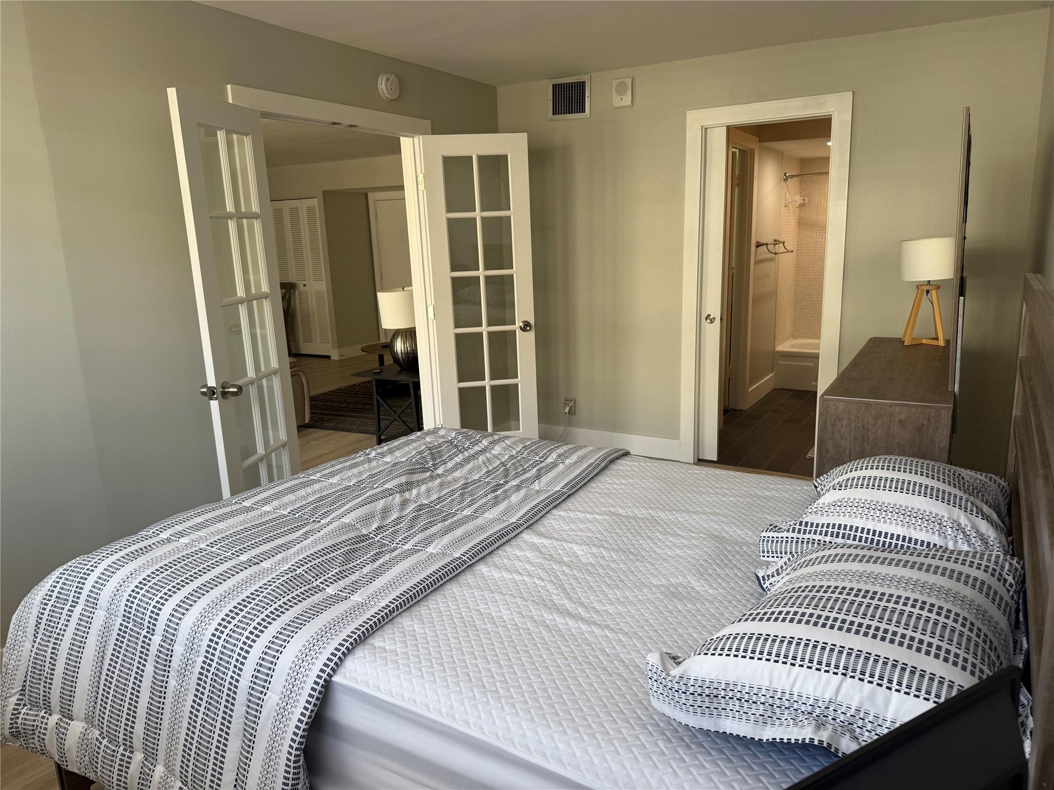 Port De Mer Condo - Residential Lease