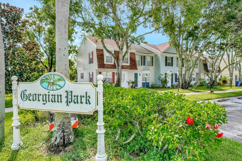 Photo of 407 Georgian Park Drive, Jupiter, FL 33458 (MLS # R10908578)