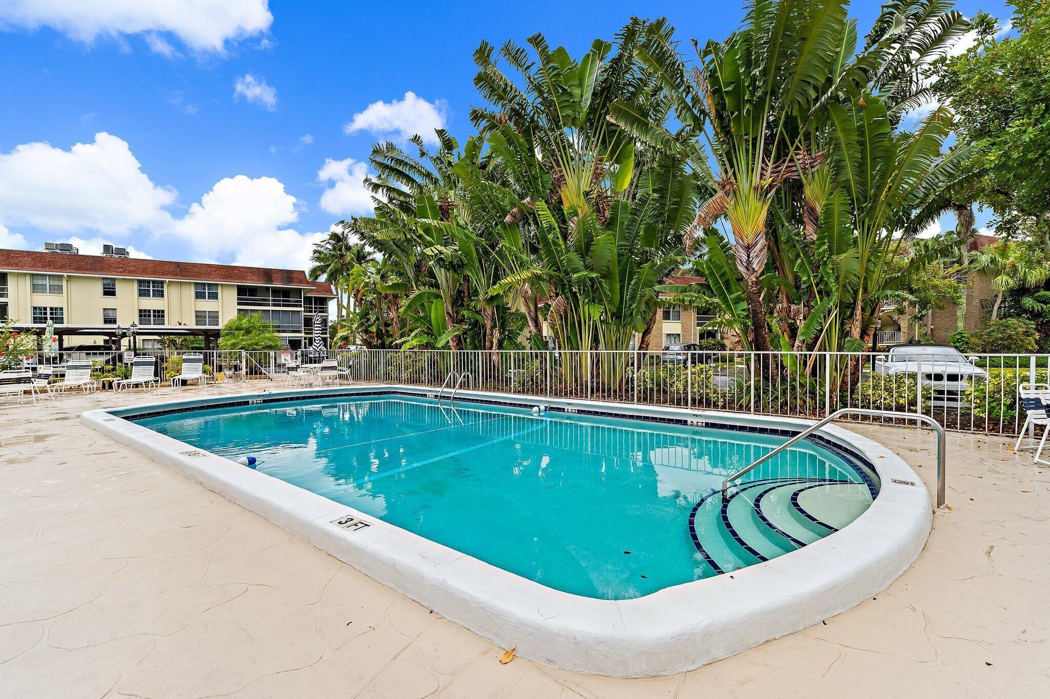 TAMBERLANE 4 CONDO - Residential