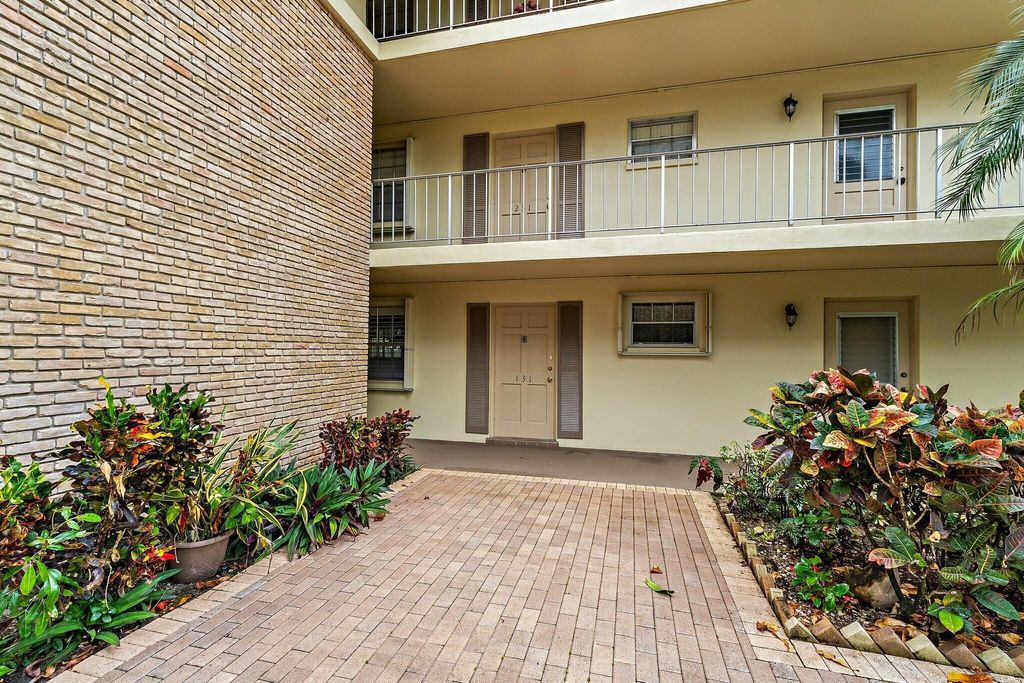 Photo of 5570 Tamberlane Circle #131, Palm Beach Gardens, FL 33418 (MLS # B26024434)