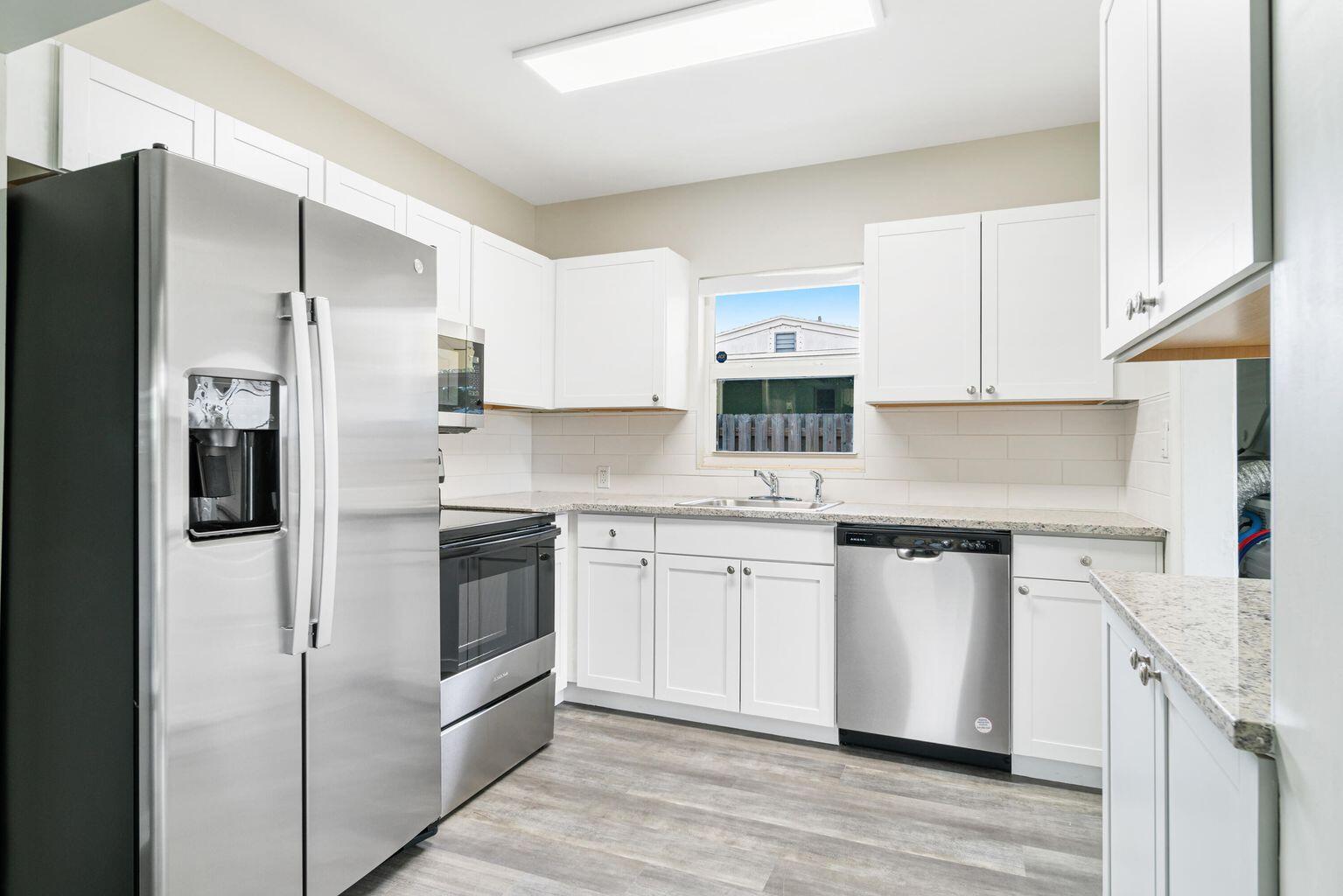 JEFFERSON TERMINALS - Residential Lease