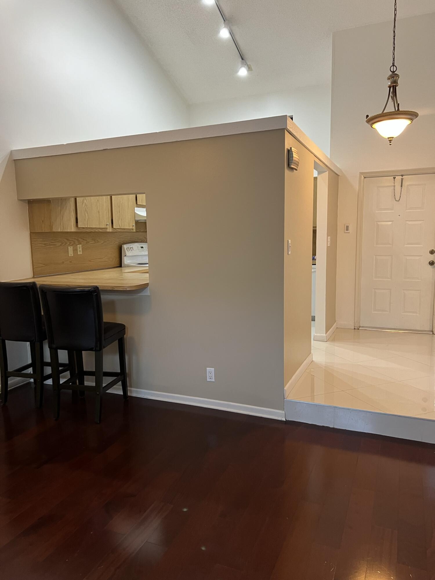 LOFTS OF OAKLAND - Residential