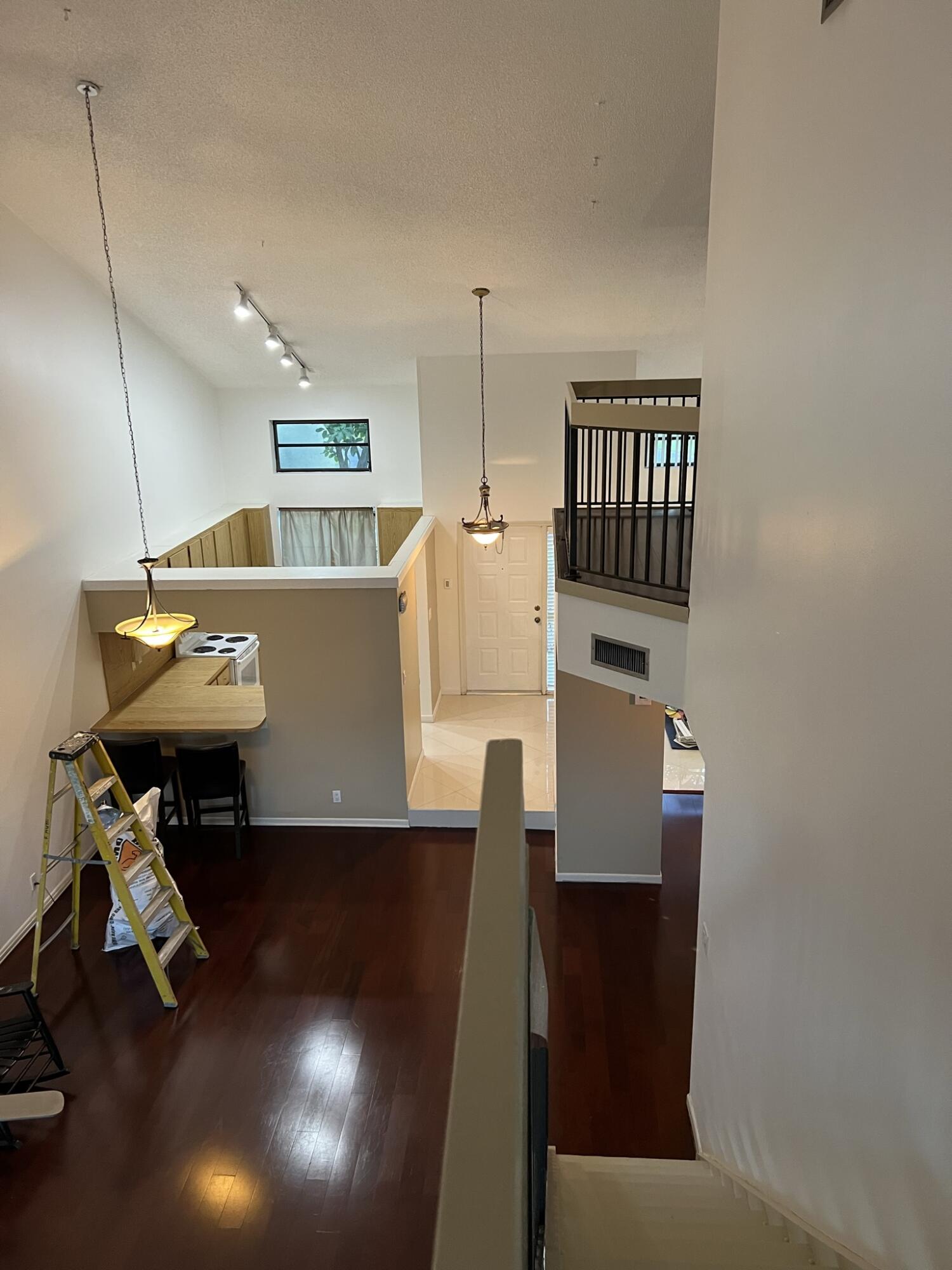 LOFTS OF OAKLAND - Residential