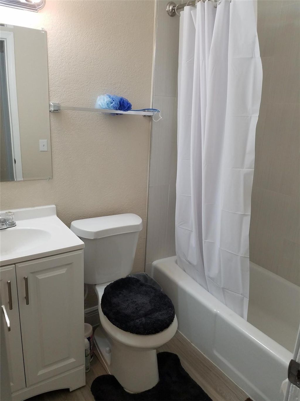 Photo of 1020 NE 17th Way #3, Fort Lauderdale, FL 33304 (MLS # F10538018)