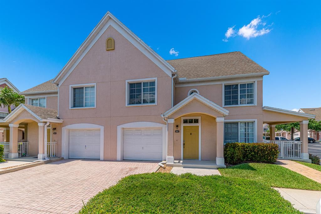 Photo of 1647 SE Pomeroy Street, Stuart, FL 34997 (MLS # R10715107)