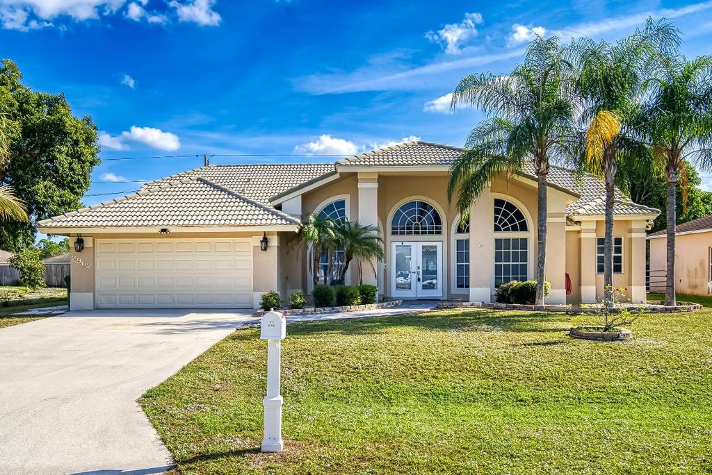 Photo of 2962 SW Coastal Terrace, Port Saint Lucie, FL 34953 (MLS # R11139364)
