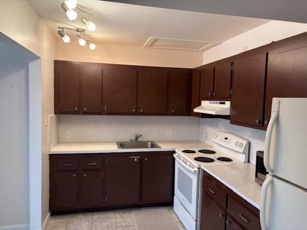 Photo of 35 Mansfield A #35, Boca Raton, FL 33434 (MLS # R11155989)