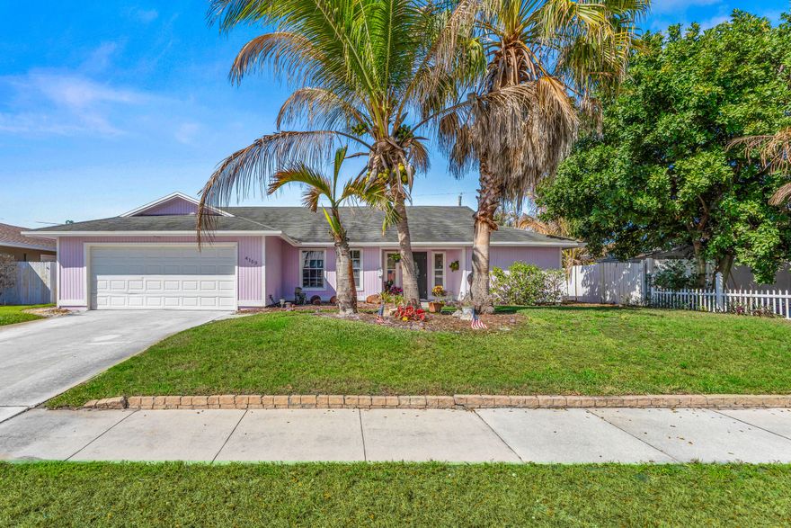 Great home in an even better location! Check out this 3 bed 2 bath 2 car garage home in the heart of Tequesta. No HOA, Southern exposure, Split floor plan. Backyard has room for pool with a nice screened patio area for entertaining with brick pavers extending into the yard. Plenty of room to put your own signature on the property. Close to everything, don't miss out on this one!
