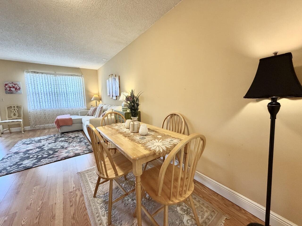 VILLAGES OF ORIOLE ABBEY CONDO - Residential