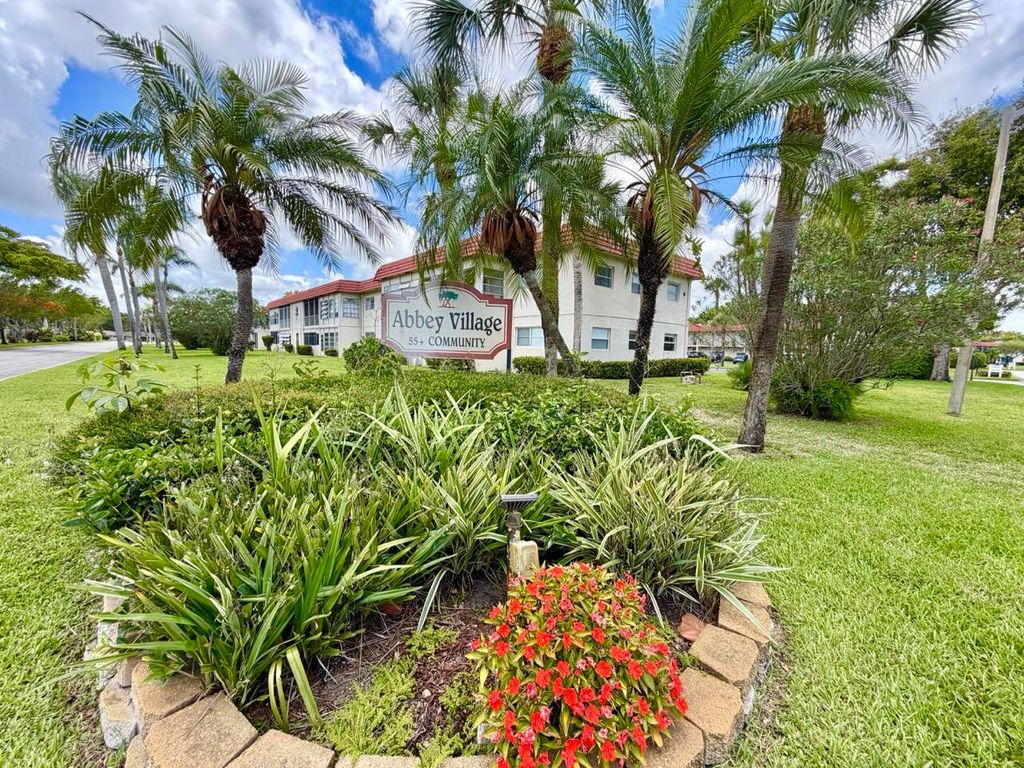 Photo of 19 Abbey Lane #204, Delray Beach, FL 33446 (MLS # B26032917)